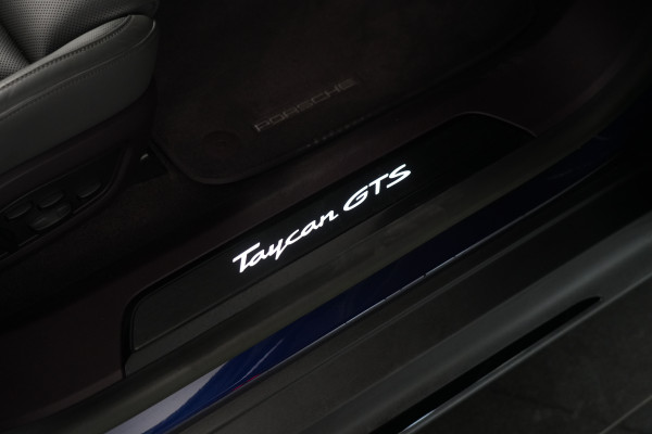 2023 Porsche Taycan GTS Coupe Image 42
