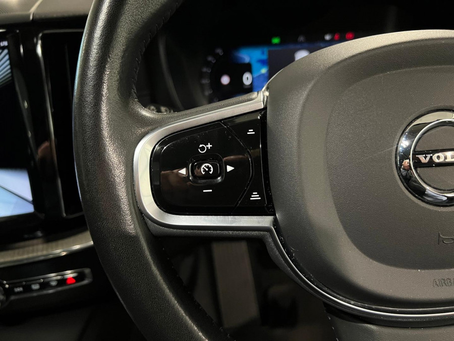 2022 Volvo XC60 UZ B5 Inscription SUV Image 14