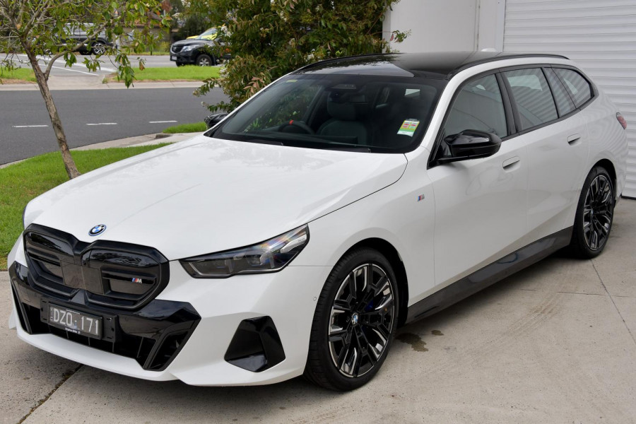 2025 BMW i5 G61 M60 xDrive Wagon