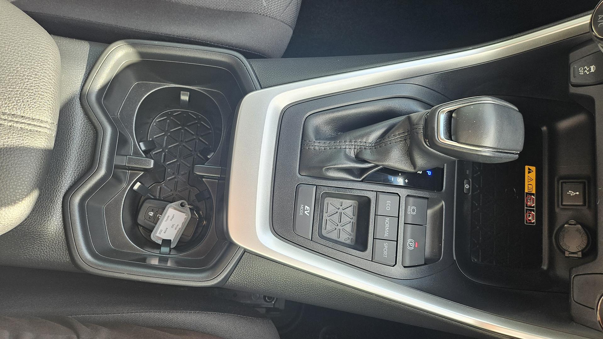 2022 Toyota RAV4 AXAH52R GXL SUV Image 22