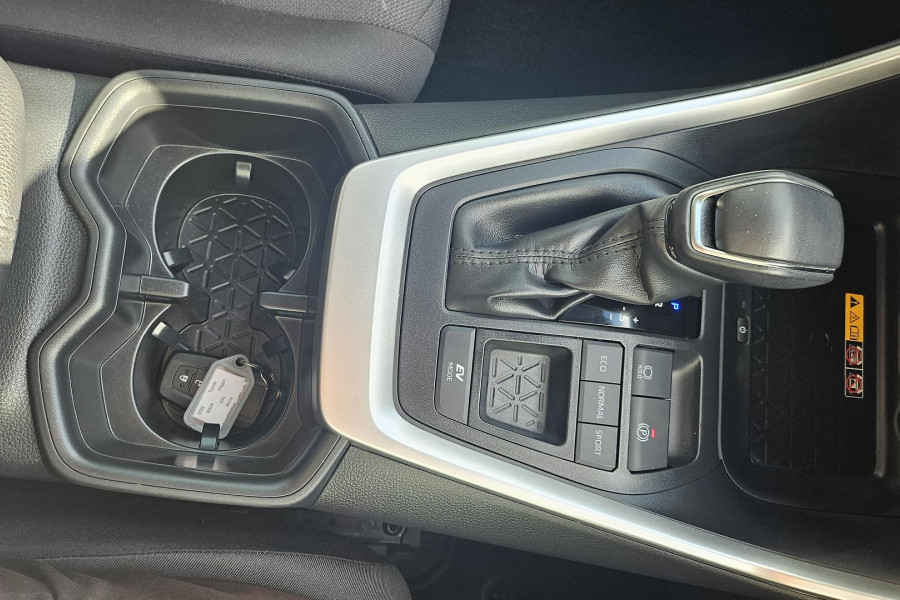2022 Toyota RAV4 AXAH52R GXL SUV Image 22