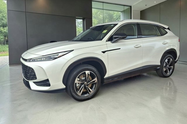 2025 MG HS AS33H Excite Hybrid+ SUV Image 5