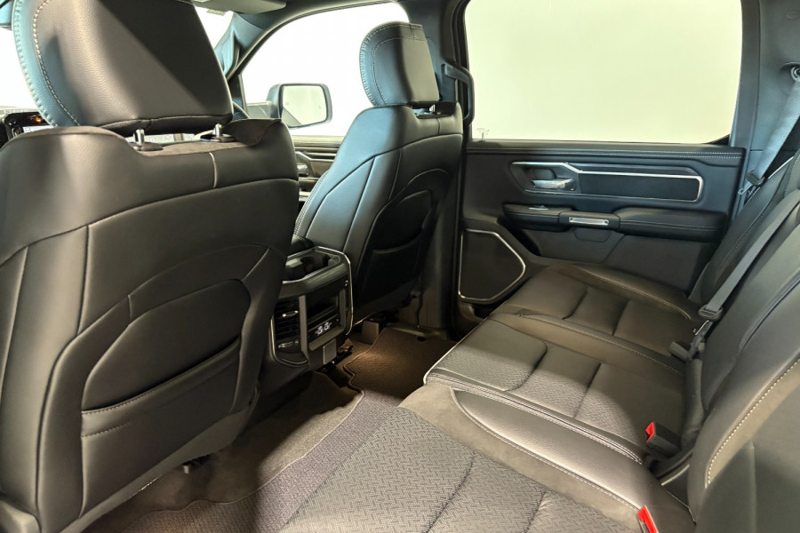2024 Ram 1500 DT Laramie Ute Image 11