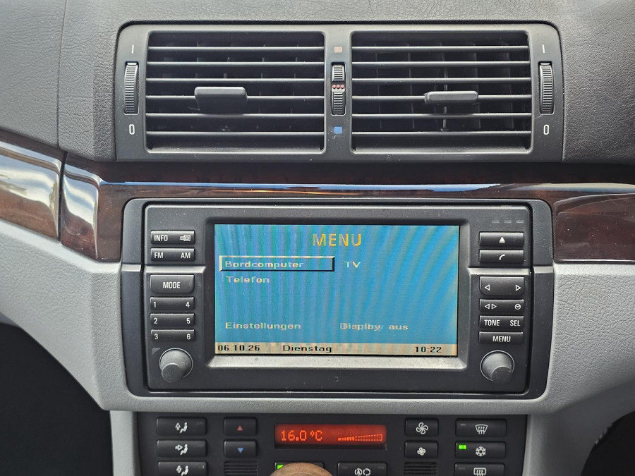 2004 BMW 3 Series E46 318i M Sport Sedan Image 16