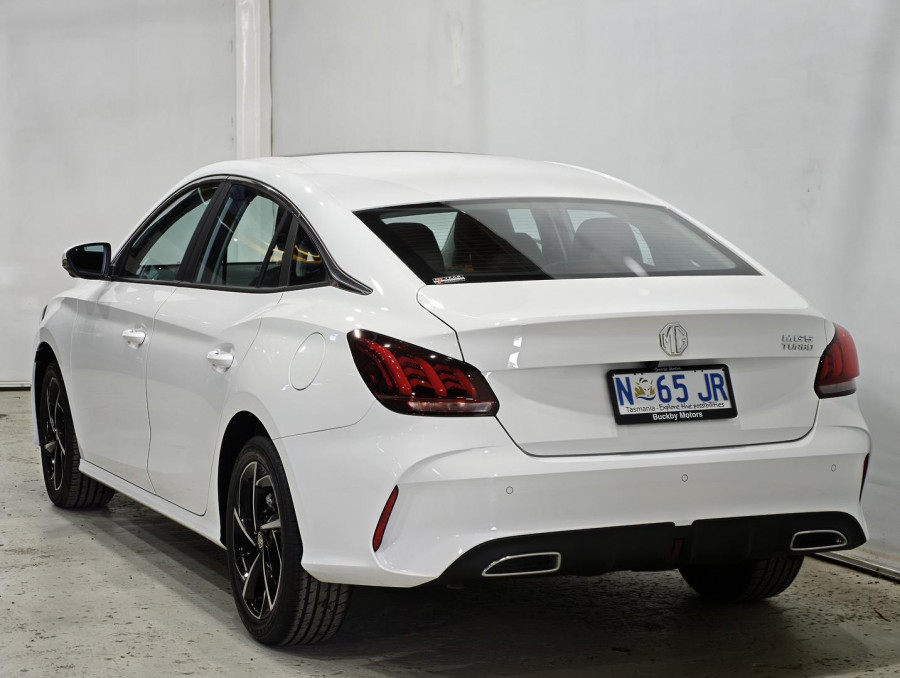 2024 MG MG5 AP32 Essence Sedan Image 4