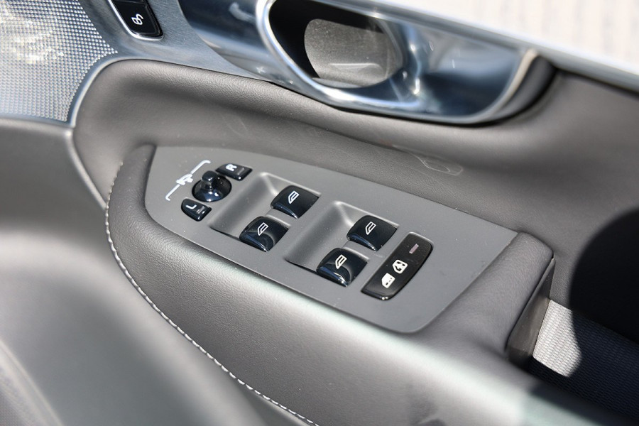 2024 MY25 Volvo XC90 L Series Ultra B6 Bright SUV Image 12