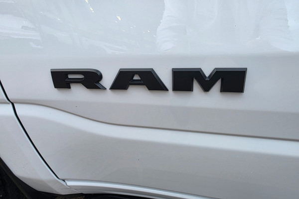 2026 Ram 1500 DT Express Black Edition Hurricane SO Ute Image 7