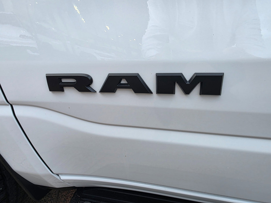 2026 Ram 1500 DT Express Black Edition Hurricane SO Ute Image 7