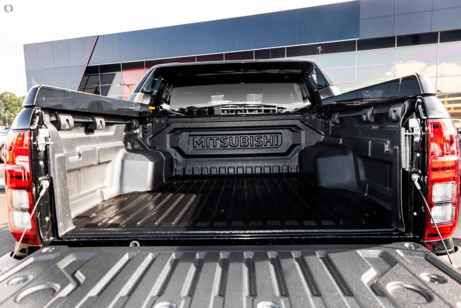 2026 MY25 Mitsubishi Triton MV GSR Ute Image 10
