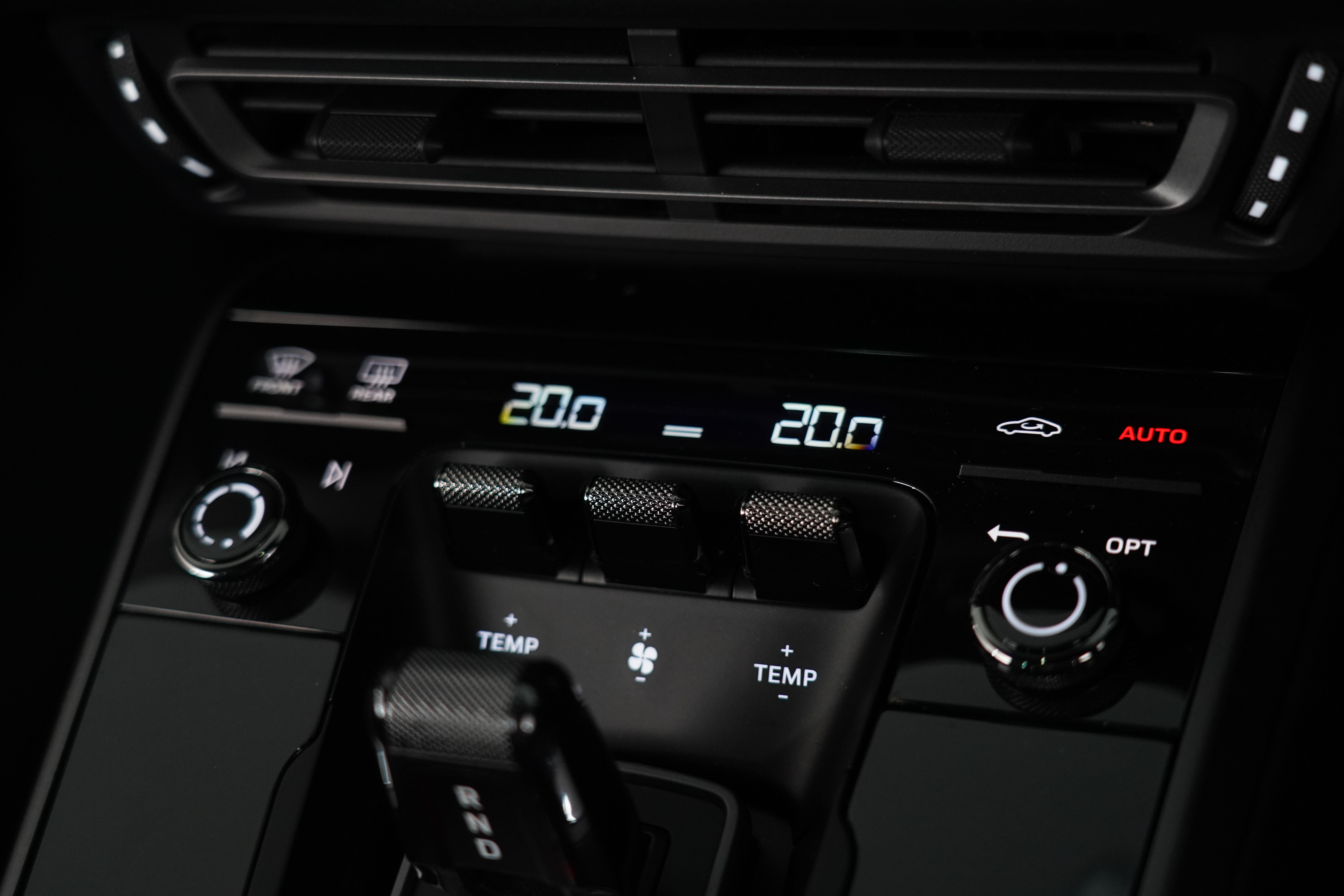 2020 Porsche 911 Carrera Coupe Image 34