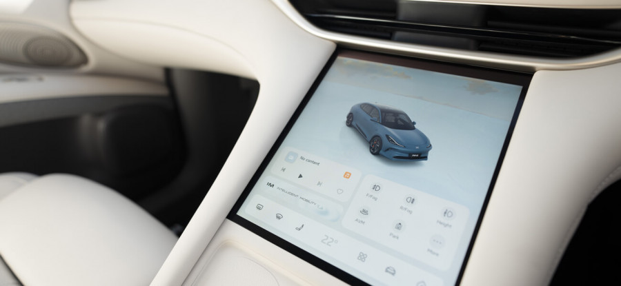 2025 MG IM6 S12L Performance SUV Image 5