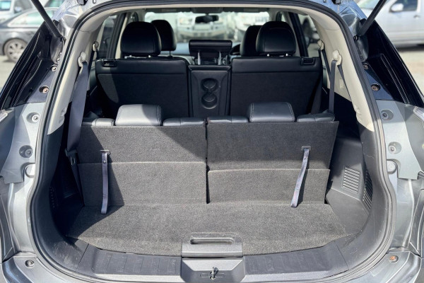 2016 Nissan X-Trail T32 ST-L SUV Image 18