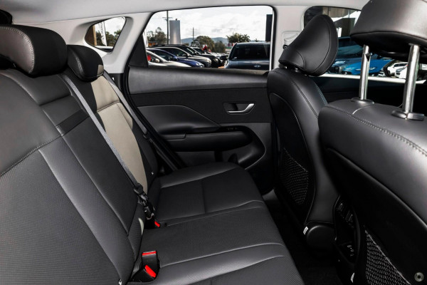 2026 Hyundai KONA SX2.V3 Hybrid Premium SUV Image 8