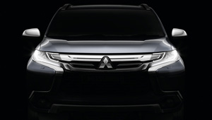 Pajero Sport Intelligent design and style.