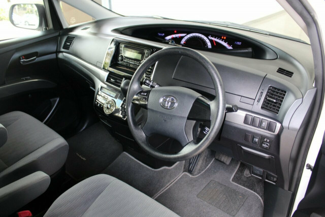 2015 MY13 Toyota Tarago ACR50R MY13 GLi Wagon Mobile Image 25