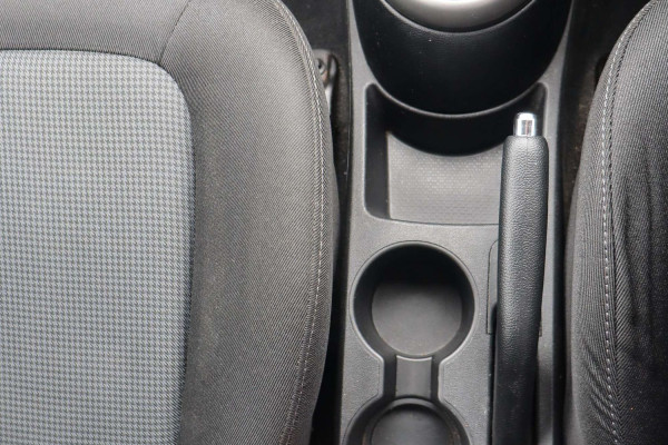 2015 Hyundai i20 PB Active Hatch Image 18