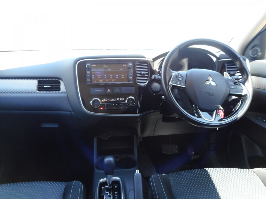 2015 MY16 Mitsubishi Outlander ZK  XLS Suv Image 14