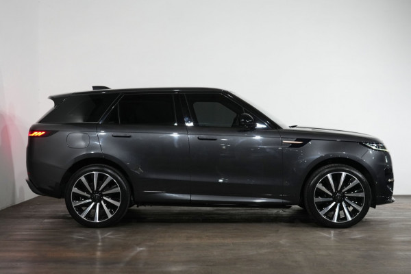 2023 Land Rover Range Rover Sport L461 D300 Dynamic SE SUV Image 3