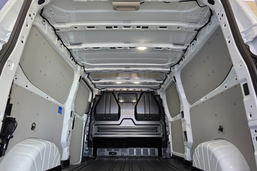 2024 MY24.5 Ford Transit Custom AV Trend Van Image 21