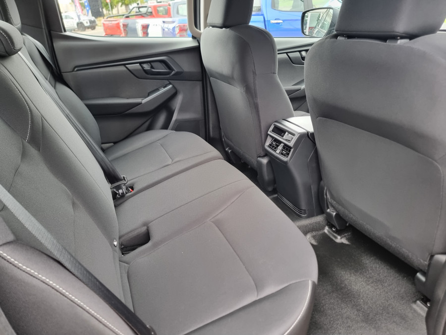 2026 Isuzu D-MAX RG SX Ute Image 10