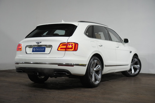 2016 Bentley Bentayga SUV Image 7