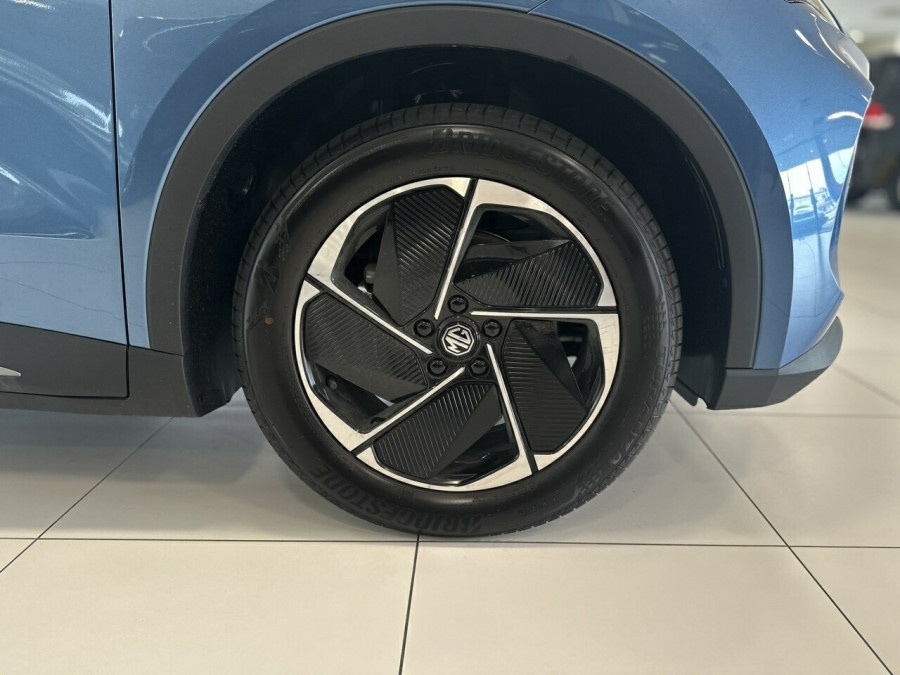 2026 MG MGS5 EV ZS3EM Essence 62 SUV Image 4