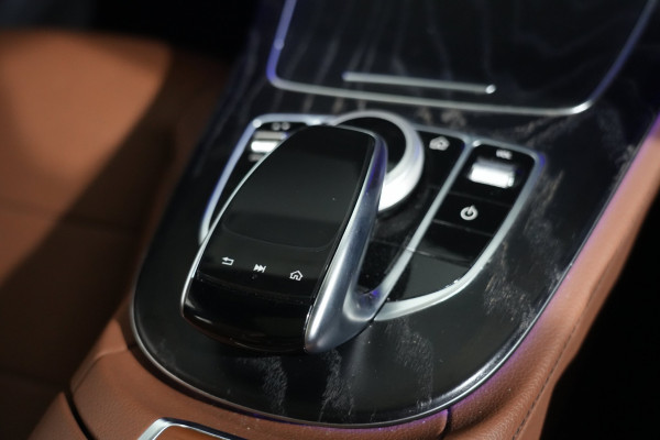 2020 Mercedes-Benz E-Class E300 Sedan Image 16