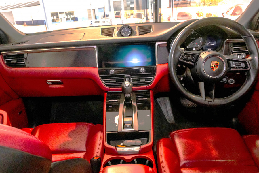 2022 MY23 Porsche Macan 95B GTS SUV