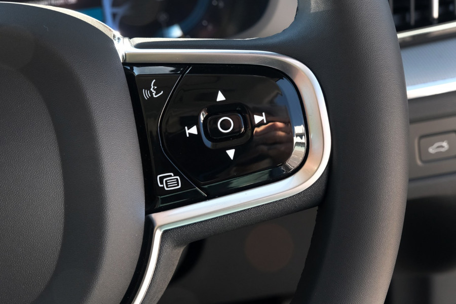 2023 Volvo XC60 UZ Ultimate B6 Dark SUV Image 15