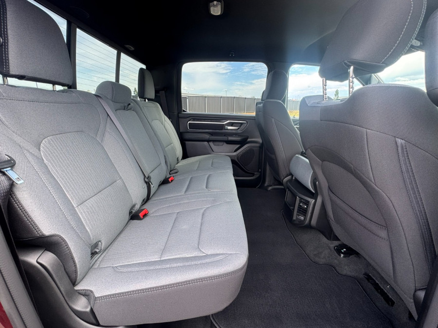 2024 Ram 1500 STD Big Horn SWB Crew Cab Image 10