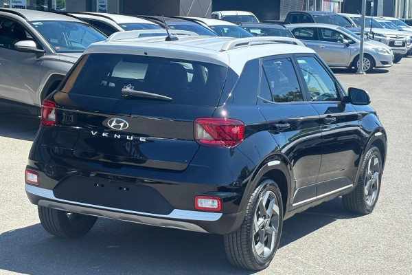 2023 Hyundai Venue QX.V5 Elite SUV Image 6