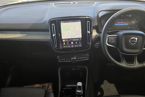 2023 Volvo XC40 XZ Ultimate B5 Dark SUV Image 16