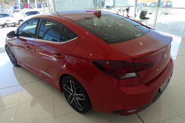 2019 Hyundai Elantra AD.2 Sport Premium Sedan Image 5
