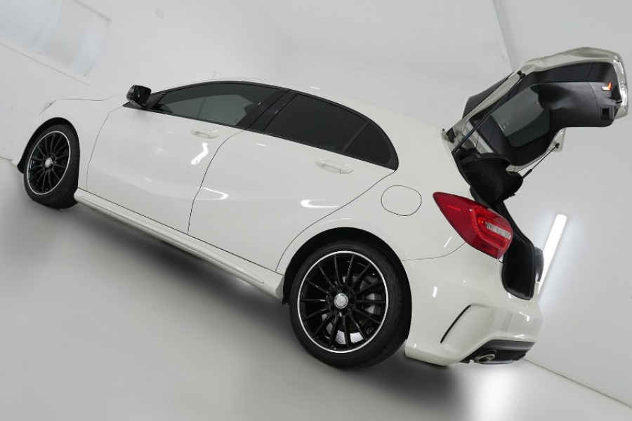 2015 MY06 Mercedes-Benz A-class W176 806MY A200 Hatchback Image 22