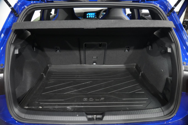 2025 Volkswagen Golf 7 R Hatch Image 31