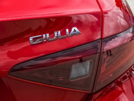 2016 Alfa Romeo Giulia Ve 4dr Sedan