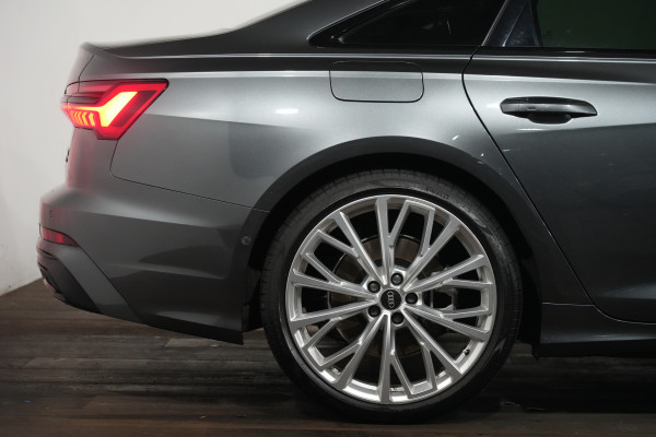 2021 Audi A6 55 TFSI S line Sedan Image 6