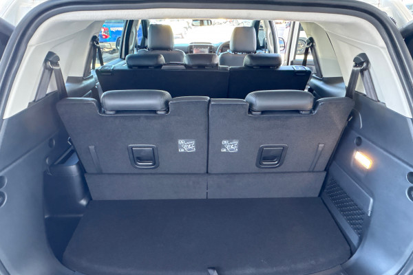 2026 Ford Everest UB Trend SUV Image 12