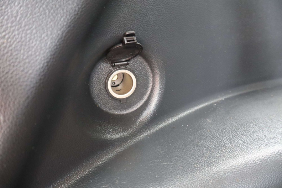 2018 Holden Captiva CG LTZ SUV Image 17