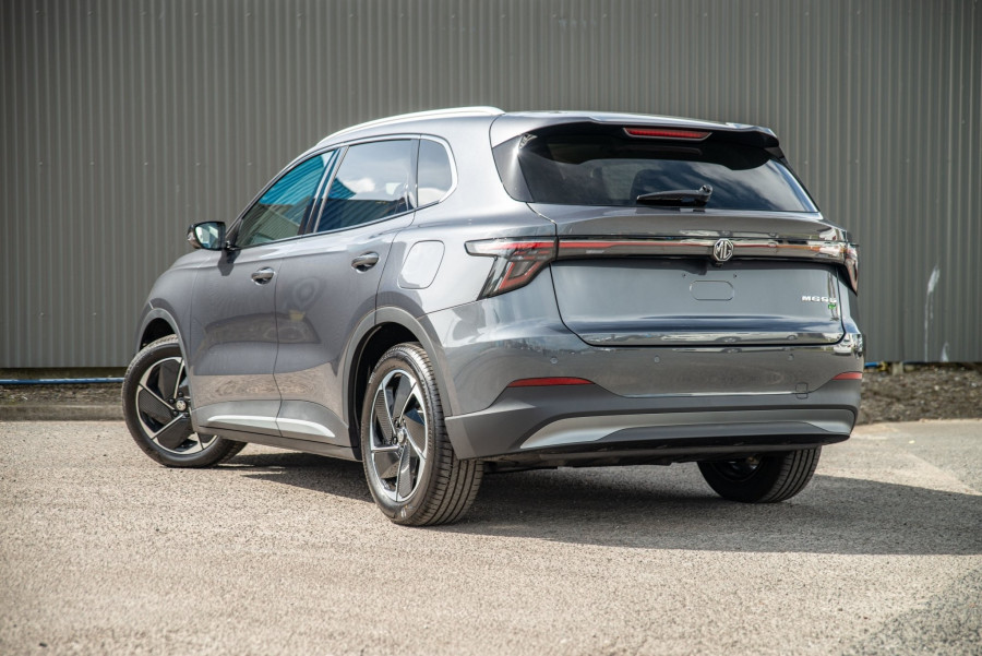 2026 MG MGS5 EV Essence 49 SUV Image 2