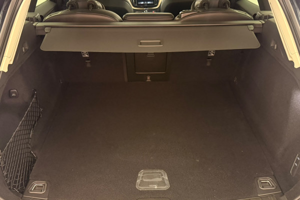 2026 Volvo XC60 UZ Ultra B5 Dark SUV Image 21