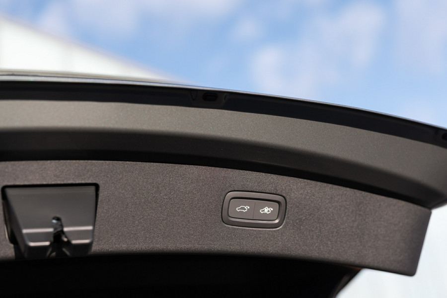 2026 Volvo ES90  Plus Single Motor Sedan Image 20
