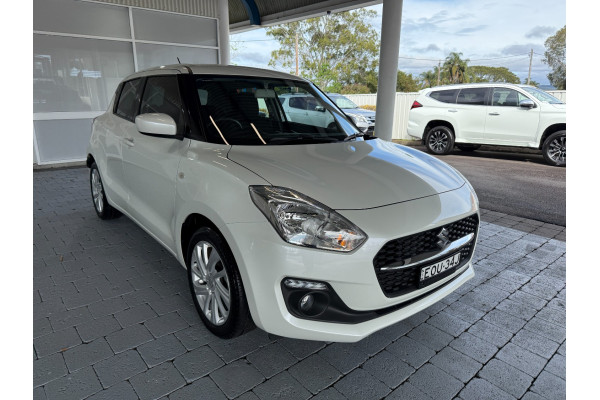 2021 Suzuki Swift AZ Series II GL Navigator Hatch