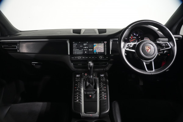 2020 Porsche Macan GTS SUV image 13