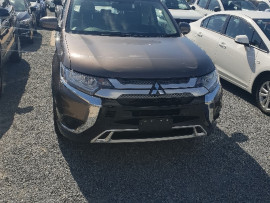 Mitsubishi Outlander ES ZL