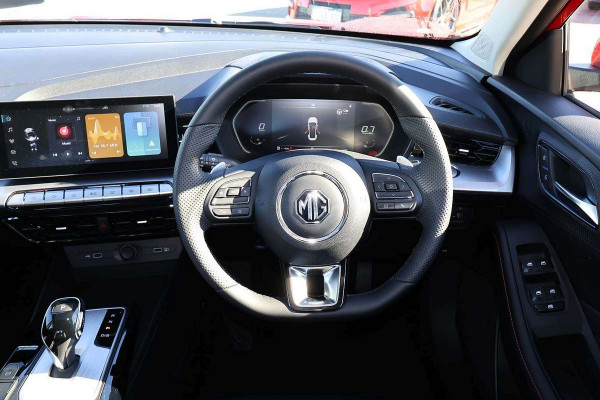 2026 MY25 MG MG5 AP32 Essence Sedan Image 10
