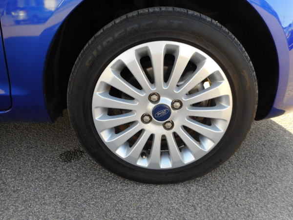 2012 Ford Fiesta WT LX Hatchback