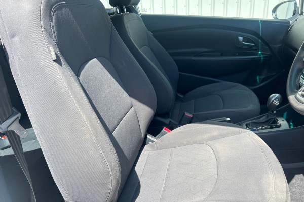 2015 Kia Rio UB S Hatch Image 14