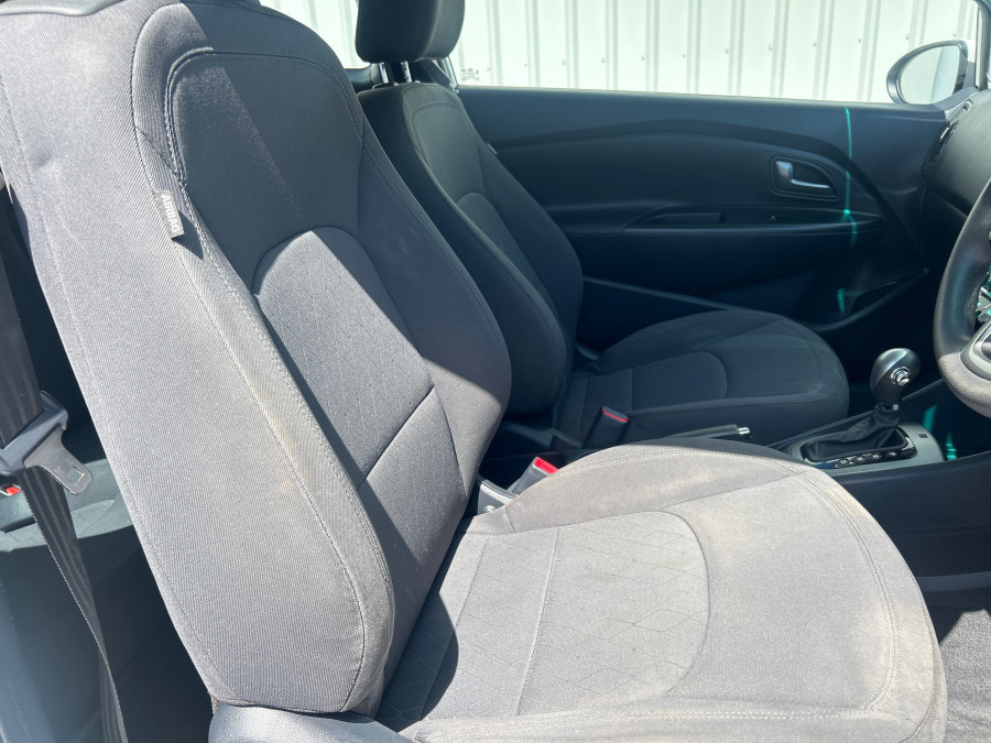 2015 Kia Rio UB S Hatch Image 14