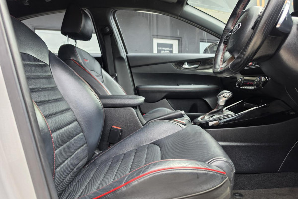 2020 Kia Cerato BD GT Hatch Image 20